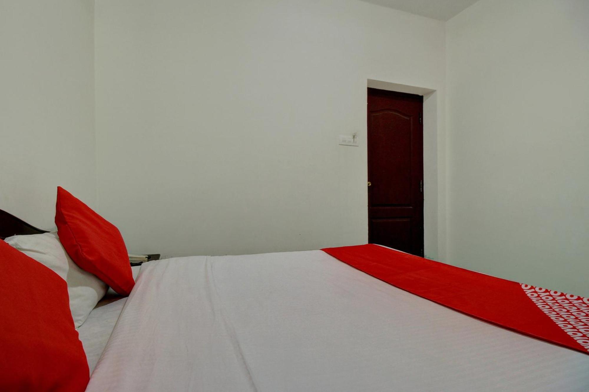 קודאיקנאל Hotel Rj Inn מראה חיצוני תמונה