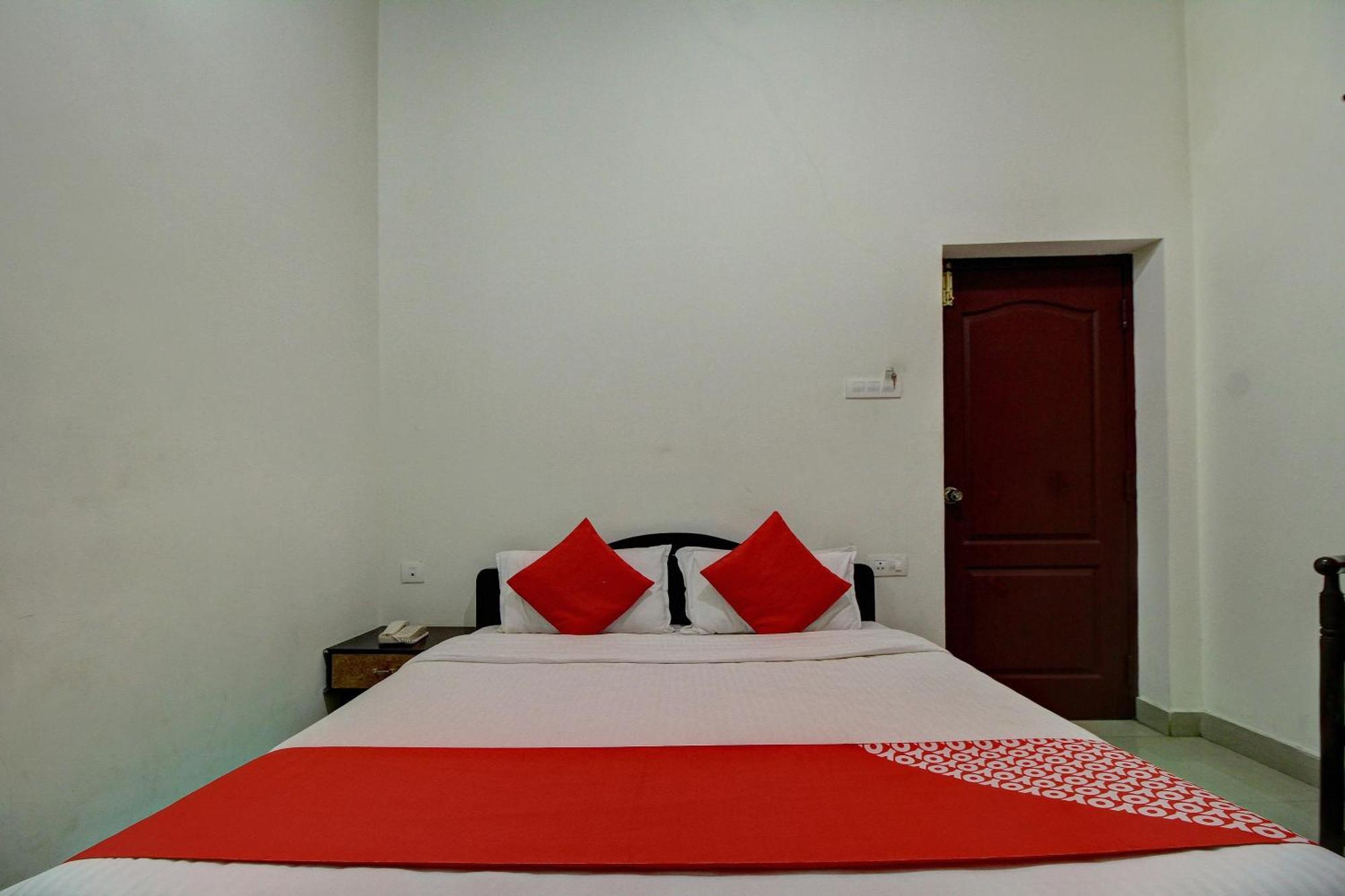 קודאיקנאל Hotel Rj Inn מראה חיצוני תמונה