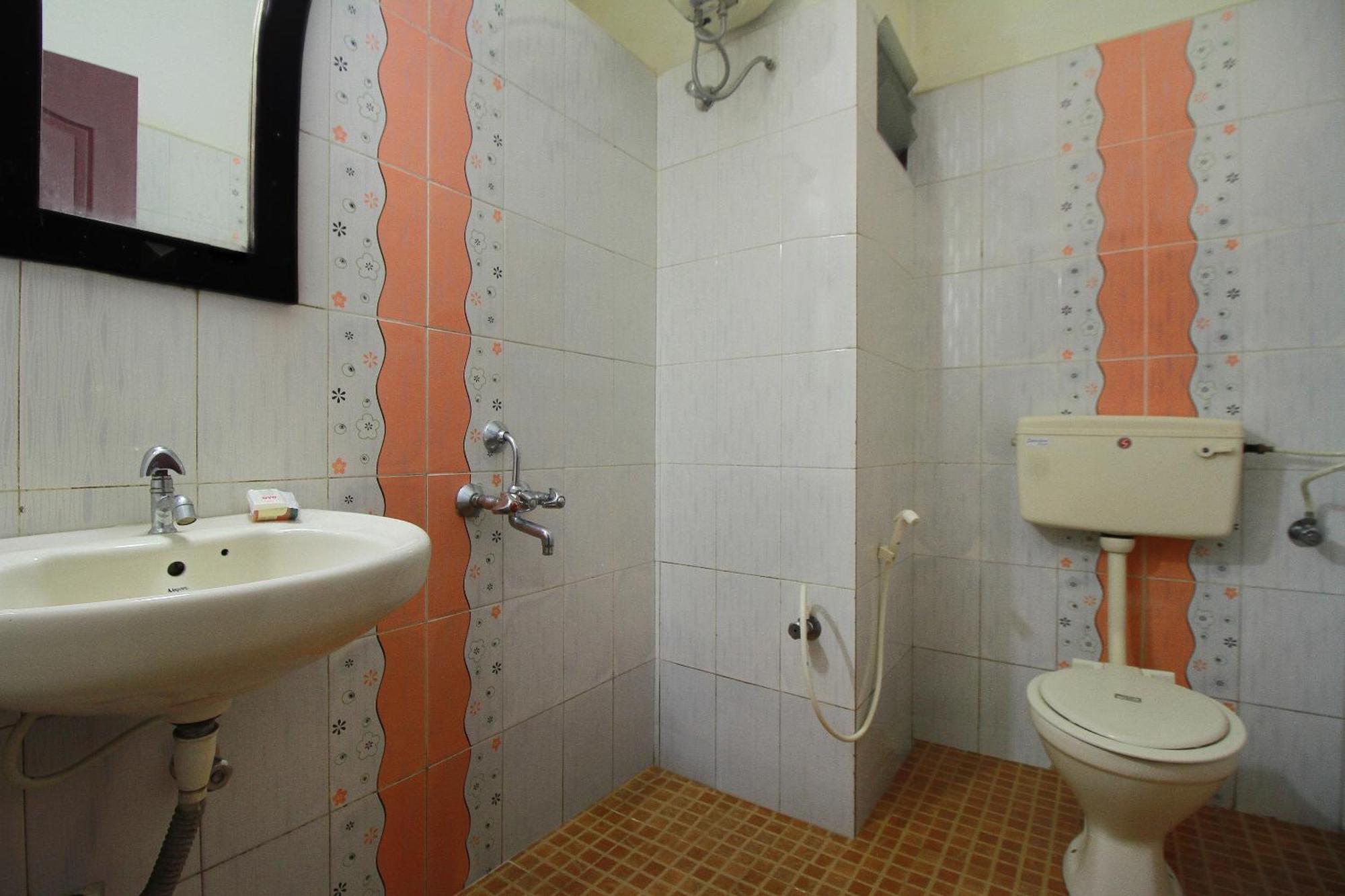 קודאיקנאל Hotel Rj Inn מראה חיצוני תמונה